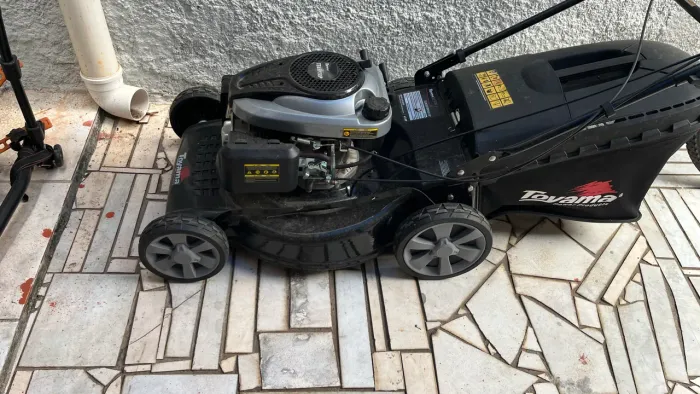 Maquinário completo para jardinagem