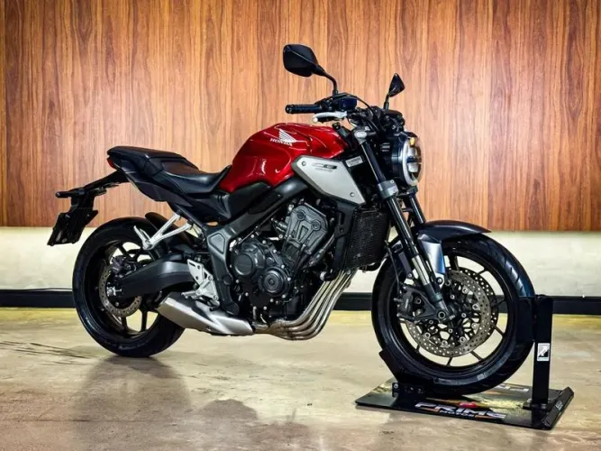 HONDA CB 650R 2024