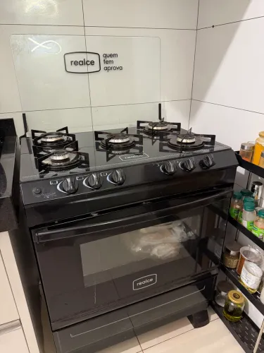 Fogão 5 bocas realce com forno excelente 