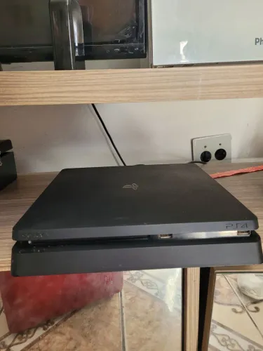 Ps4 slim 1 tera