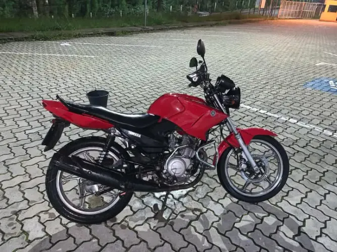 Factor 125cc ano 2014,Troco por Lander das antigas ou venda por 7.500,00