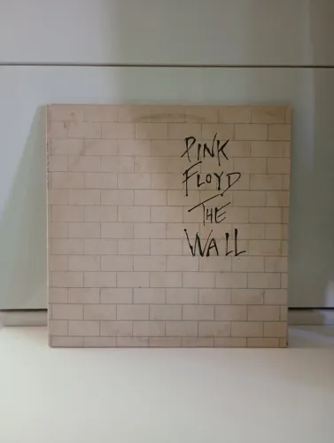 PINK FLOYD