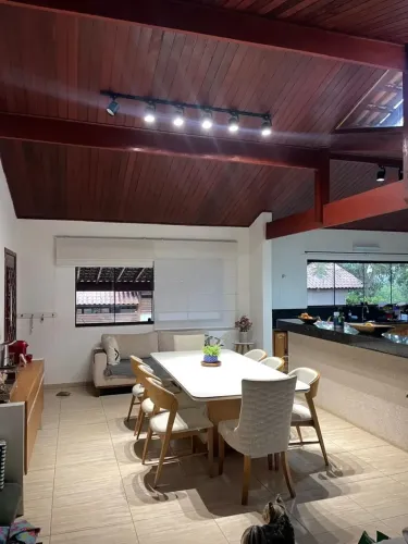 Imóvel para venda com 220 metros quadrados com 3 quartos em Sao Romao - Araçariguama - SP