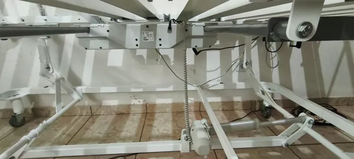 Vende se cama hospitalar elétrica semi-nova