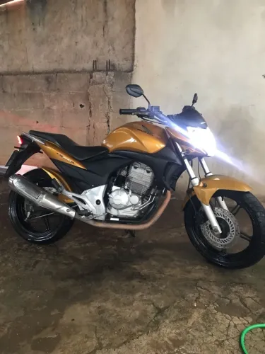 Honda CB 300r/ 300r Flex 2010