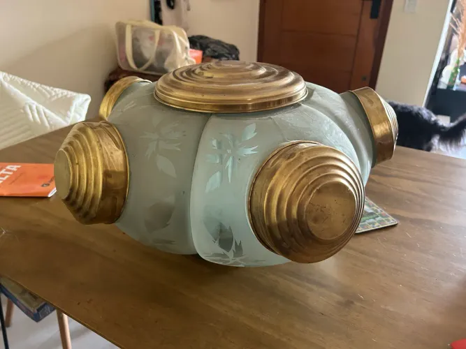 Baleiro Antigo em Vidro Jateado e Metal - Peça Decorativa Vintage