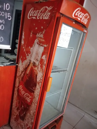 EXPOSITOR FREEZER