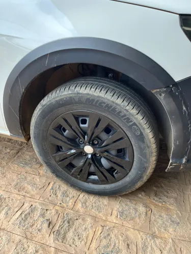 VENDO 4 PNEUS MEIA-VIDA | 2 MICHELIN 2 CONTINENTAL