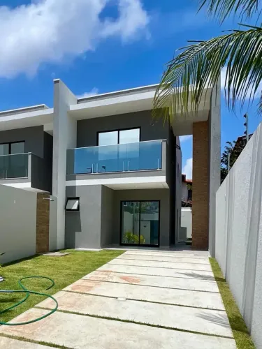 Casa Duplex à venda no Edson Queiroz - Fortaleza - CE