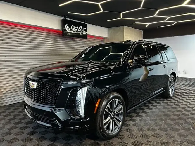 Cadillac Escalade ESV 2026