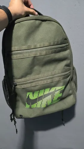 Vendo mochila nike original