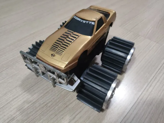 Corvette Anfíbius da Estrela, anda na água, funcionando (leia)