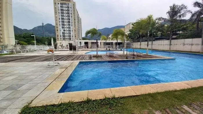 Oportunidade e Conforto no Condomínio Weekend Apartamento com 3 quartos sendo 1 suite - RJ