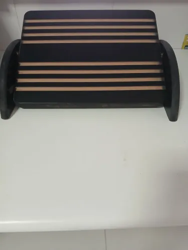 Vendo (5) apoio para pés
