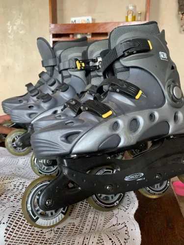 Vende se patins.
