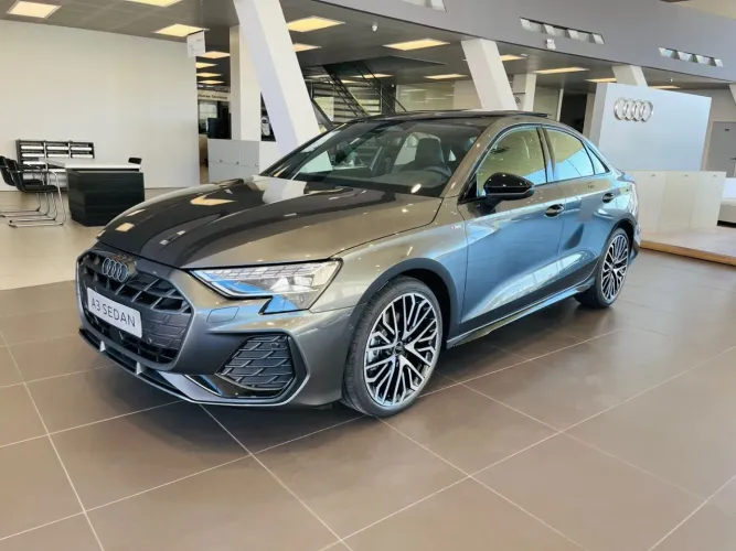 Audi A3 Sedan Performance 2.0 TFSI S-tronic 2026