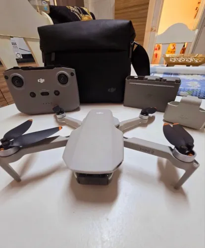 DJI Mini 2 Fly More Combo