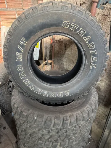Pneus off road caminhonete