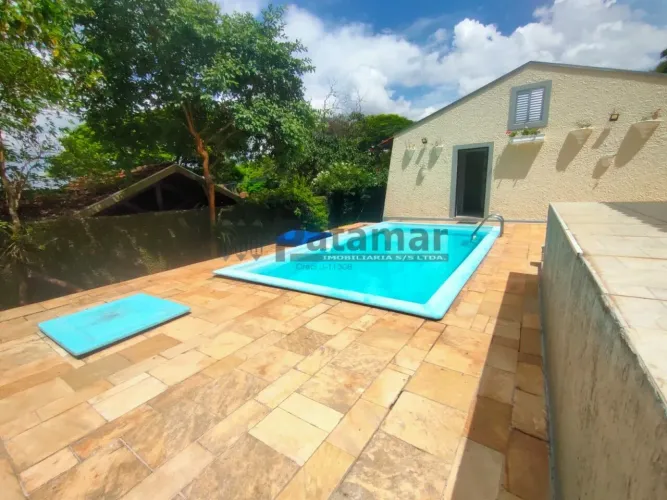 CASA Á VENDA CONDOMÍNIO NA GRANJA VIANA