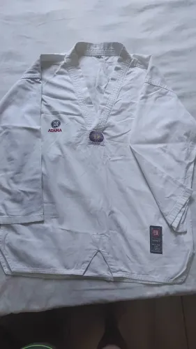 KIMONO A3 (Adulto) - p/pessoas com aprox.1,70 m a 1,85 m de altura.