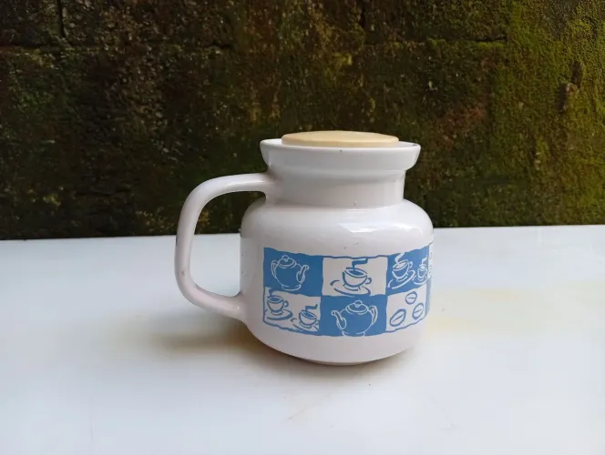 jarra porcelana pozzani leiteira vintage