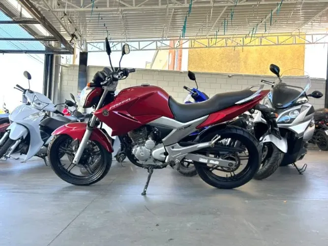 YAMAHA FAZER YS250 2012
