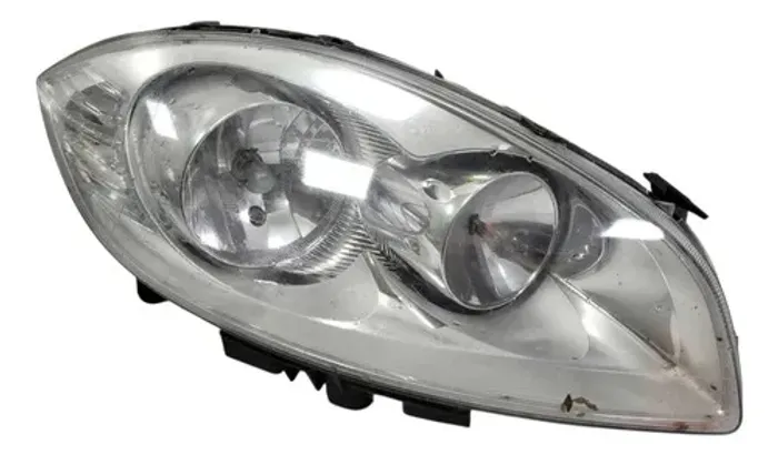 Farol Direito Fiat Linea 2009 Á 2016 Com Detalhes Direito/passageiro