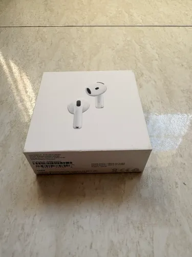 Airpods 4
