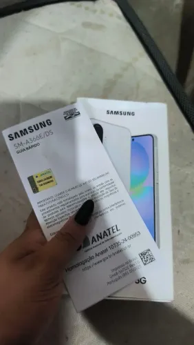 Vendo A36 5G NFC Biometria Na Tela TÁ Zero Quase dois mês de uso Somente interessados cham