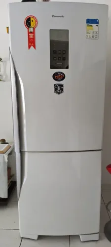 Geladeira Panasonic inverter frost free 