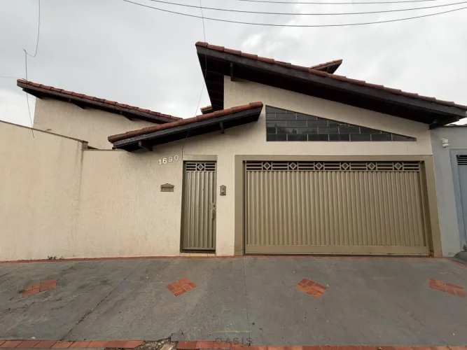 Casa | Próximo Av. Paulo VI