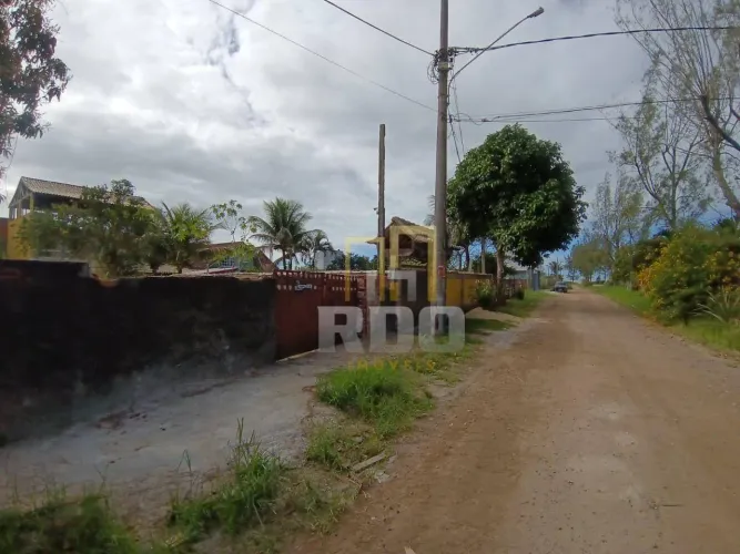 Terreno no Praia Mar com 560m² a 250m da praia! 14x40 aproveite!