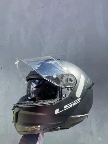 Capacete LS2 STREAM 2