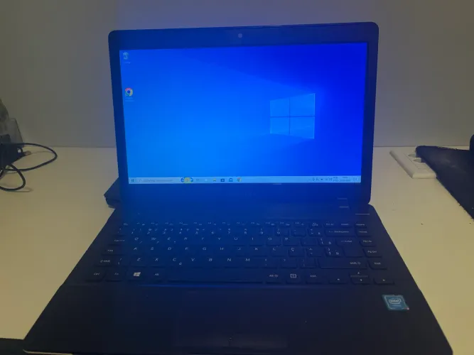 Notebook Samsung ATIV Book 2 - Formatado e em bom estado