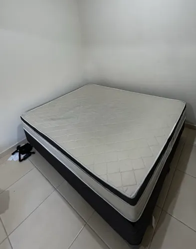 Cama Box com Colchão Queen Molas Ensacadas