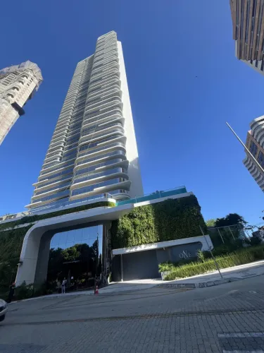 One 5 suítes e 8 vagas Fortaleza Mucuripe