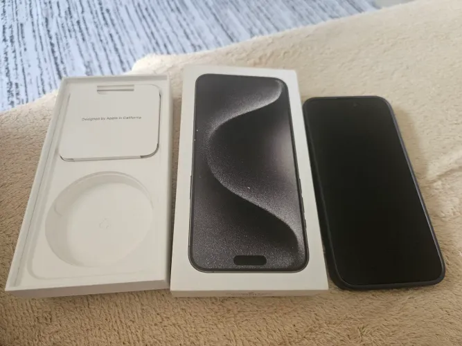 iPhone 15 Pro Max 256GB Preto Titânio - Excelente Estado
