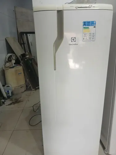 Geladeira gelo seco 1 porta só