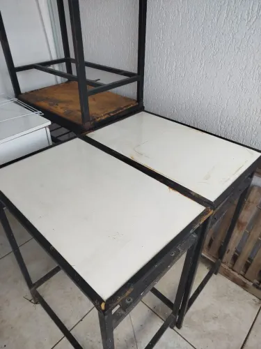 Mesa, carteira de escola 