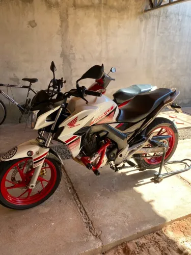 CB TWISTER