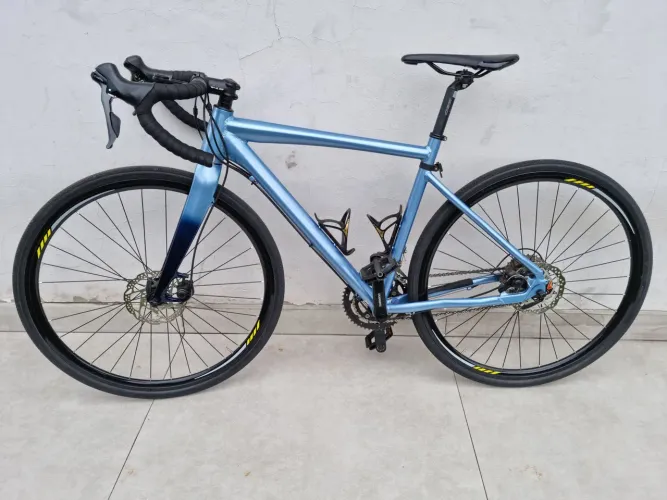 Bicicleta Oggi velloce disc 2024 pintura personalizada
