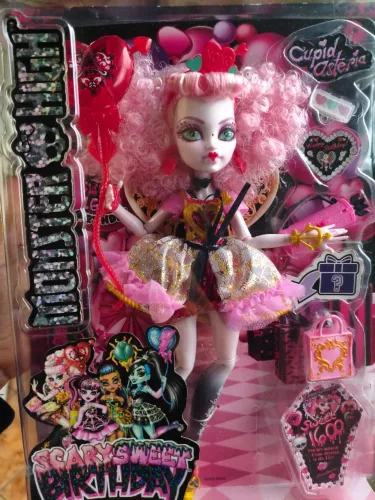 Monster high cupido caixa danificada 