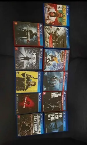 Combo de 11 jogos ps4 midia fisica ultimos lançamento.