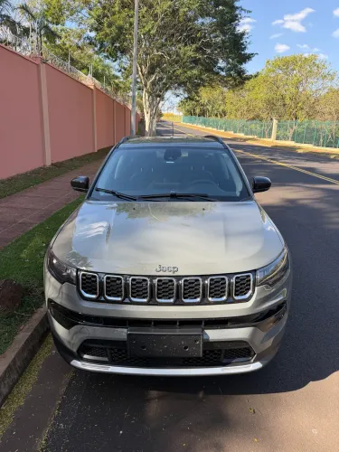 Jeep Compass Long. T270 1.3 TB 4X2 Flex AUT 2026