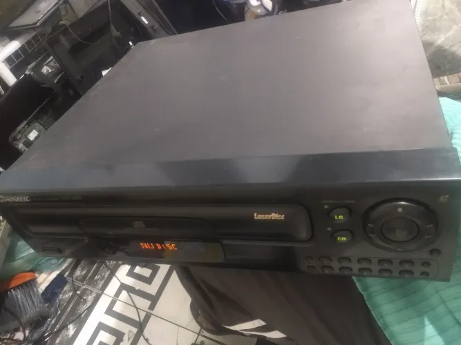 Pioneer laserdisck cld-s270