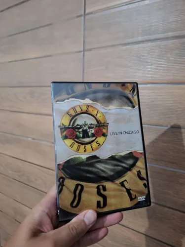 DVD GUNS N ROSES (RARIDADE)