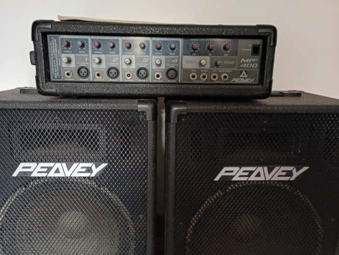 Amplificador peavey P400 profissional+ par de caixas de 12 com manual