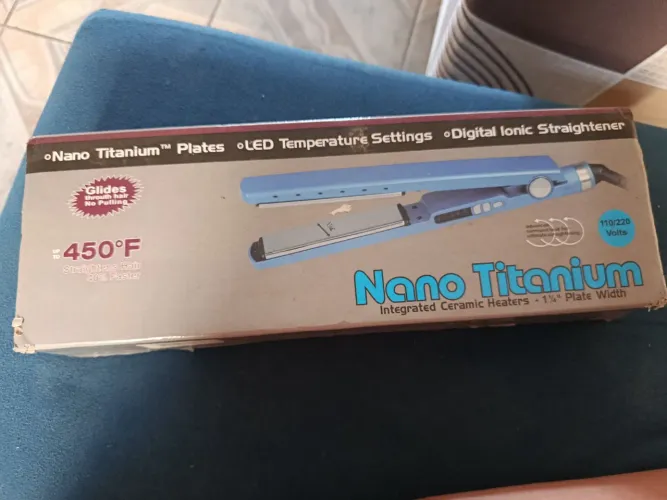 Vendo prancha Nano Titanium 450°F