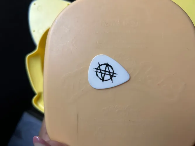 palheta de guitarra branca da marca Jim Dunlop Tortex®