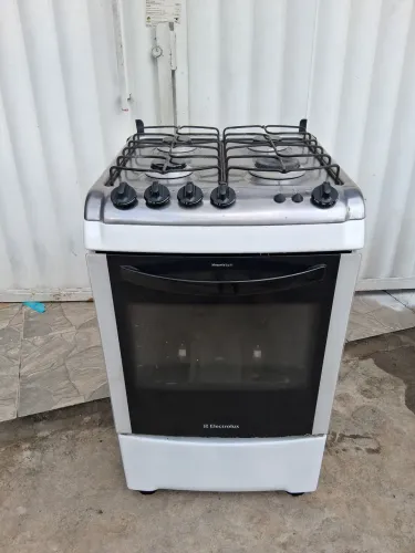 Vendo fogão Electrolux